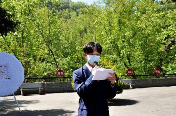 信息工程系“緬懷革命先烈、傳承紅色基因、爭做報國青年”黨史學習教育團日活動