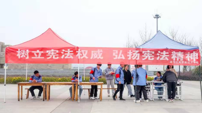 這些優(yōu)秀的育人案例，值得每一位輔導(dǎo)員（班主任）學(xué)習(xí)！