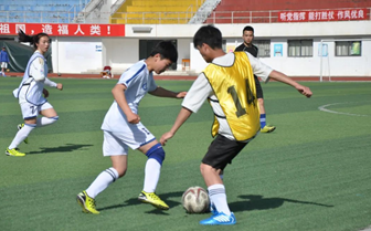 第二屆校園足球聯(lián)賽正式開(kāi)賽！