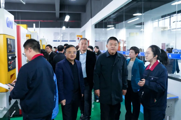 畢節(jié)市委副書記、市長吳東來一行赴我院指導(dǎo)調(diào)研